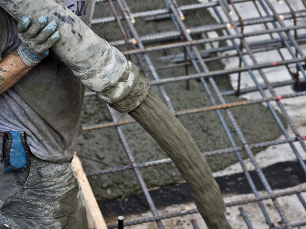 Sabit Beton Pompası